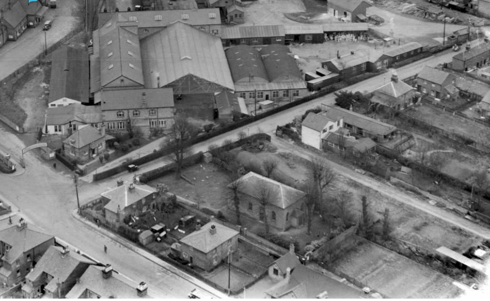 /images/library/large/old_aerial_pic_of_meeting_house.png